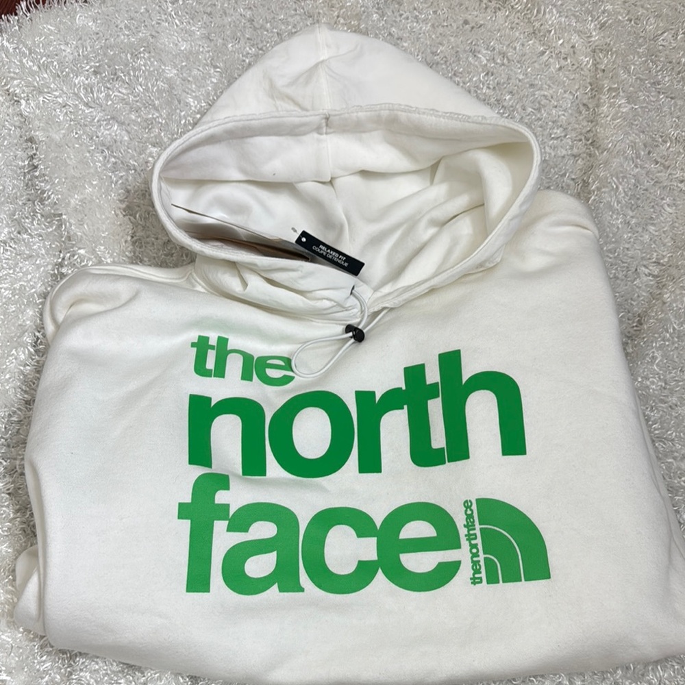 The north face white hoodie new women’s XL